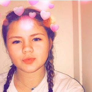 Meet your Posher, Skylar